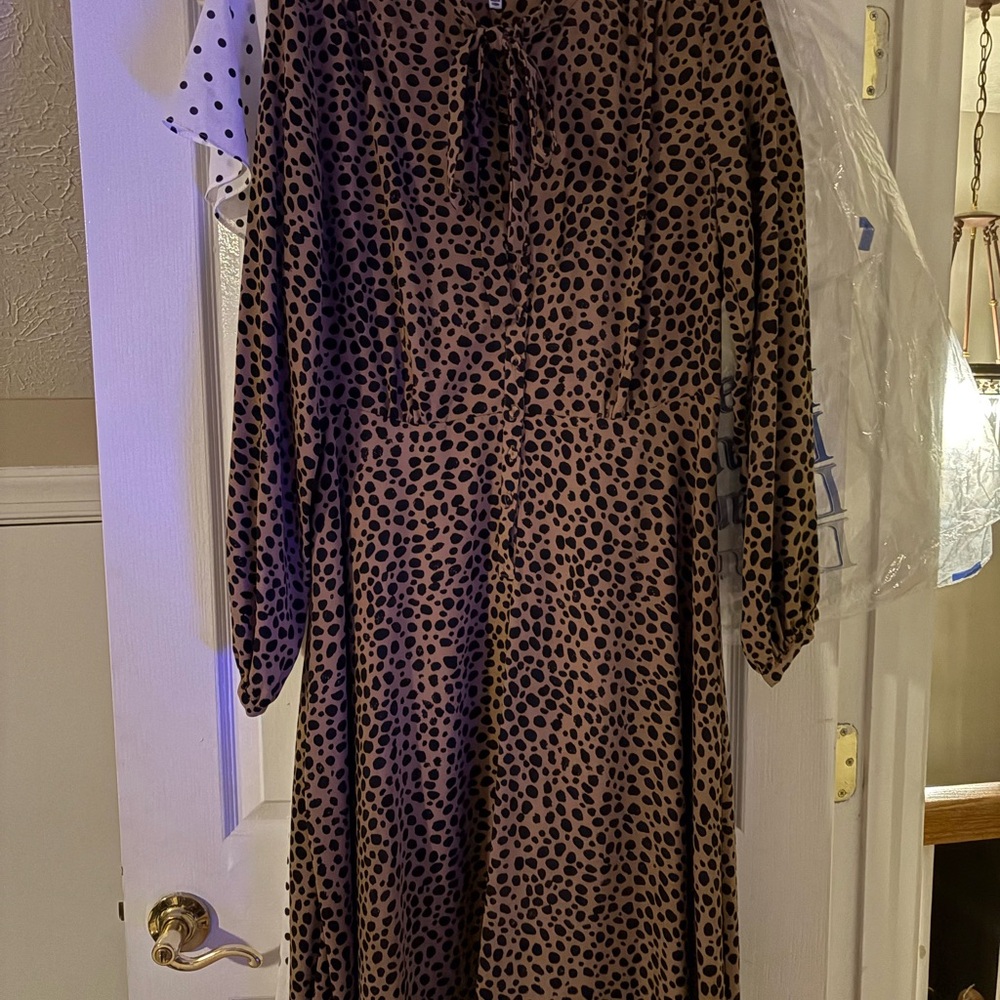 Gibson Latimer Brown and Black Leopard Midi Dress